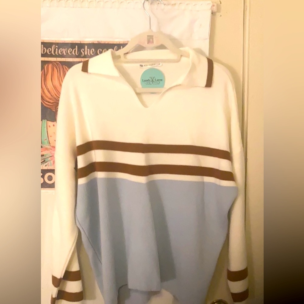 Lundy Lane L sweater new with tags.